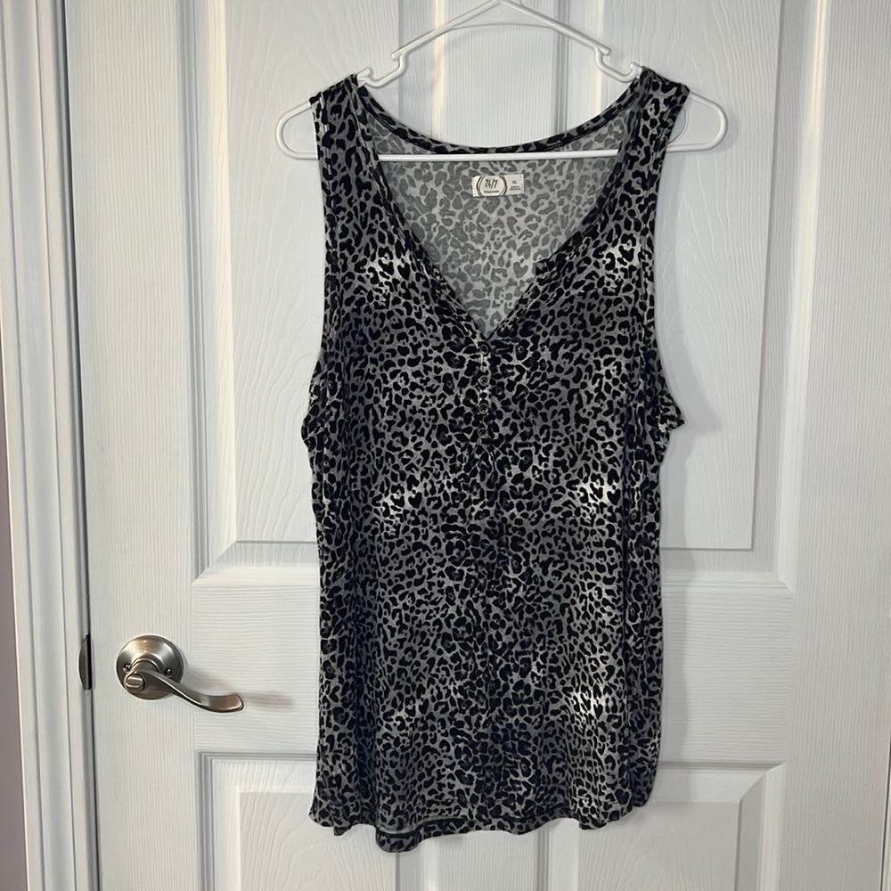 Maurice’s 24/7 Women’s Leopard Print Tank Top Shirt XL